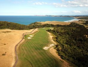 Kauri Cliffs 4th Aerial Fairway